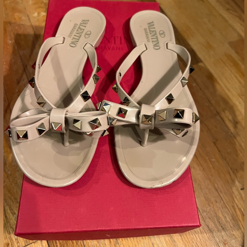 Women’s Beige Valentino Sandals with Bow